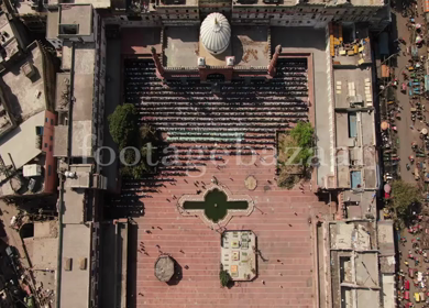 4k Aerial Drone shot of Fatehpuri Masjid mosque in Chandi Chowk 